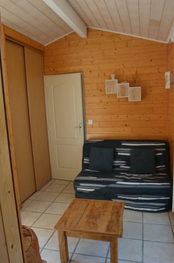 Gite Du Cote De Chez Soann Thaire Exterior photo